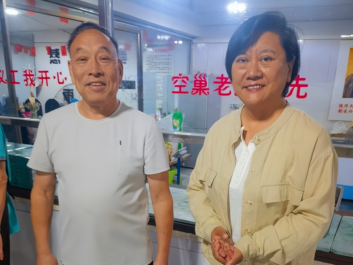 吉林四平：中秋送祝福