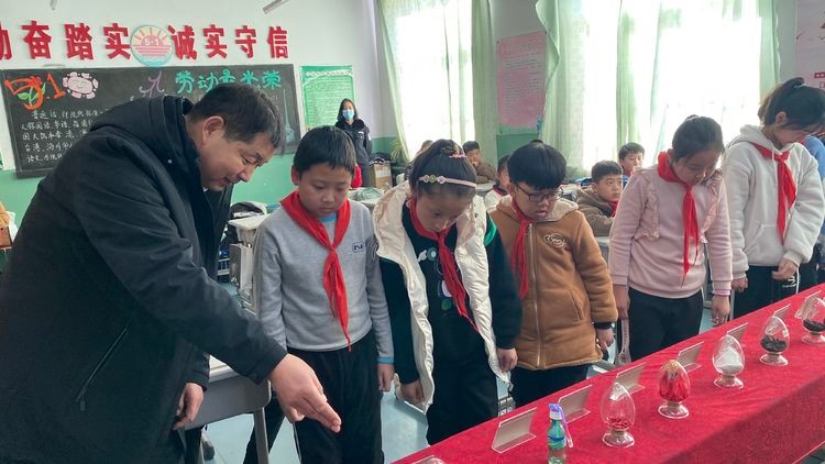 走进唐山市乔屯楼小学开展"青春守护计划"毒品预防教育进校园活动